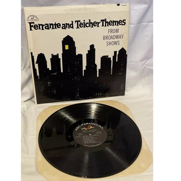 Ferrante & Teicher Themes From Broadway Shows (Vinyl, 1960)ABC-Paramount T 90127 - Picture 2 of 9